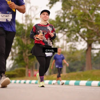 Runner Photo 7542012