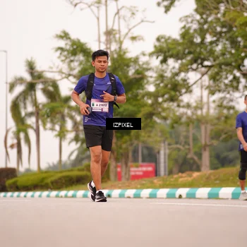 Runner Photo 7542017
