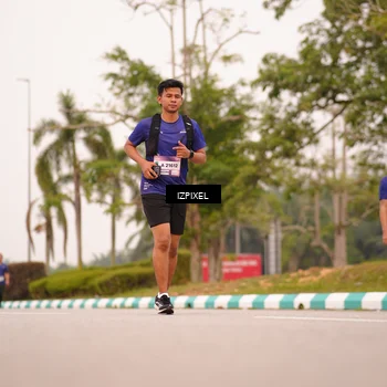 Runner Photo 7542018