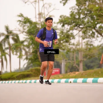 Runner Photo 7542019