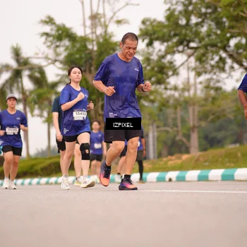 Runner Photo 7542026