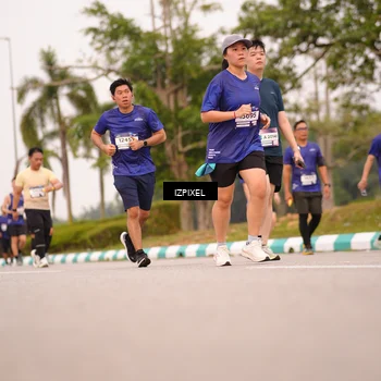 Runner Photo 7542031
