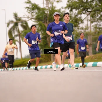 Runner Photo 7542033