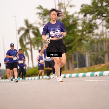 Runner Photo 7542043