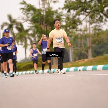 Runner Photo 7542046
