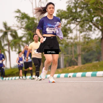 Runner Photo 7542048
