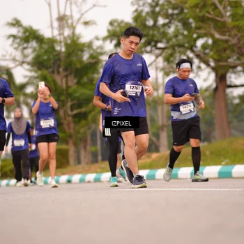 Runner Photo 7542063