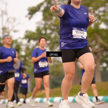 Runner Photo 7542078