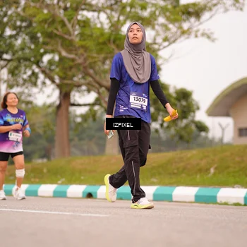 Runner Photo 7542085