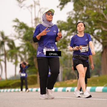Runner Photo 7542090