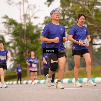 Runner Photo 7542092