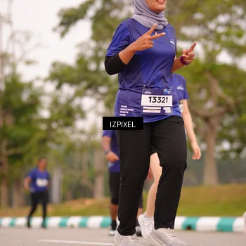 Runner Photo 7542098