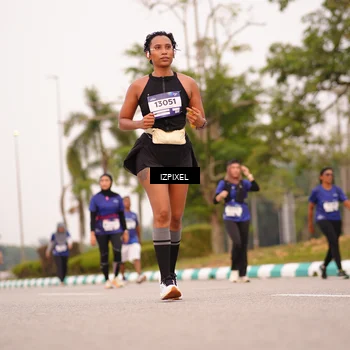 Runner Photo 7542100