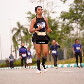 Runner Photo 7542101