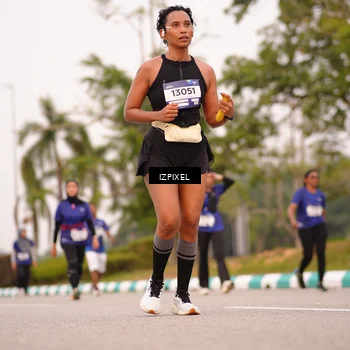 Runner Photo 7542105