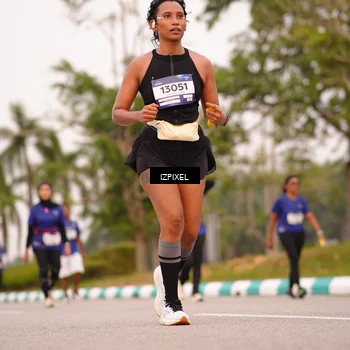 Runner Photo 7542110