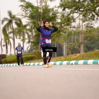Runner Photo 7542111