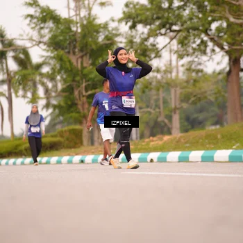 Runner Photo 7542115