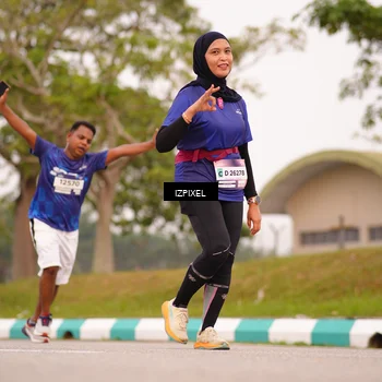 Runner Photo 7542136