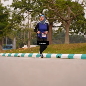 Runner Photo 7542186