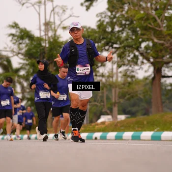 Runner Photo 7542192