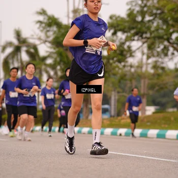 Runner Photo 7542201