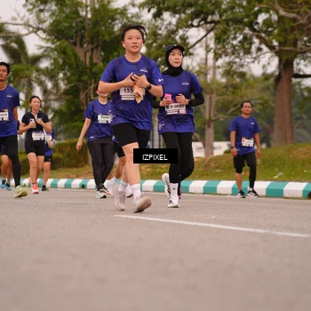 Runner Photo 7542206