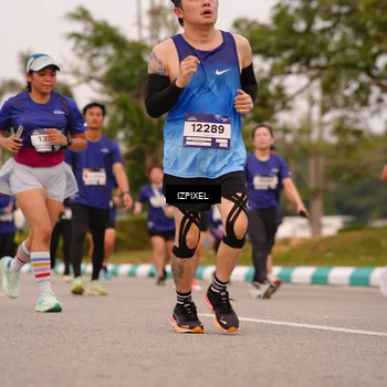 Runner Photo 7542210