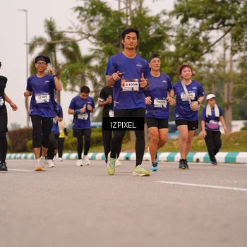 Runner Photo 7542222