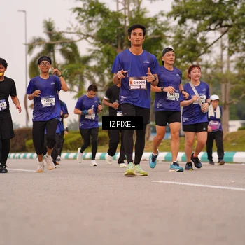 Runner Photo 7542224