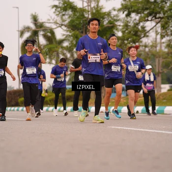 Runner Photo 7542226
