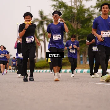 Runner Photo 7542233