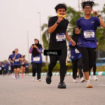 Runner Photo 7542236
