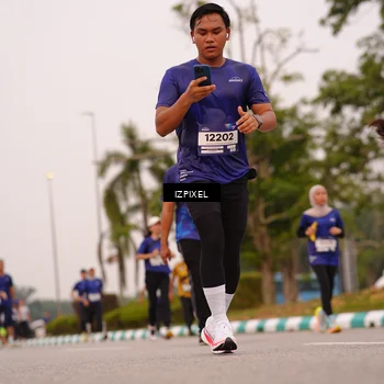 Runner Photo 7542255