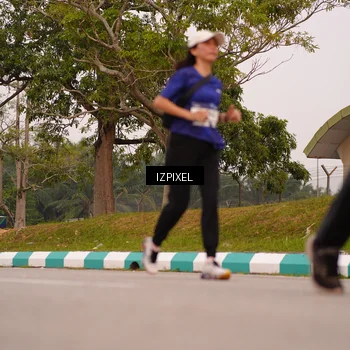 Runner Photo 7542273