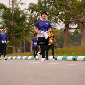 Runner Photo 7542278