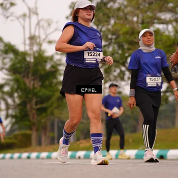 Runner Photo 7542291