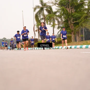 Runner Photo 7542305
