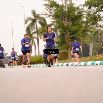 Runner Photo 7542310
