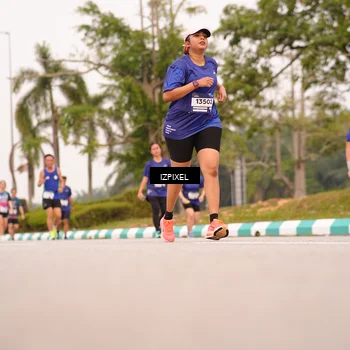 Runner Photo 7542332