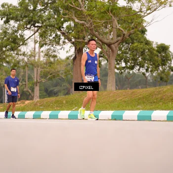Runner Photo 7542343