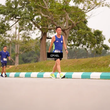 Runner Photo 7542344