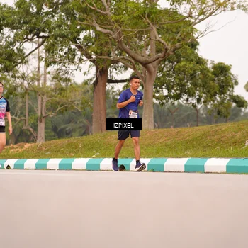 Runner Photo 7542351