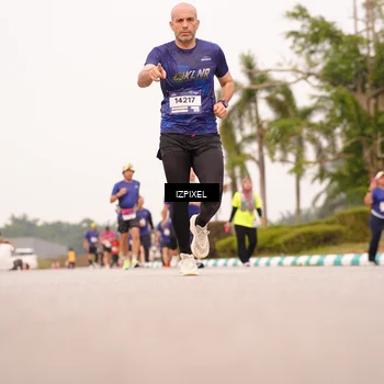 Runner Photo 7542377