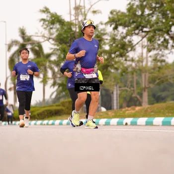 Runner Photo 7542389