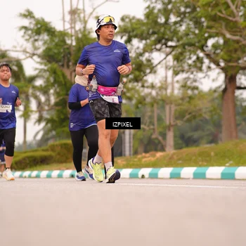 Runner Photo 7542391