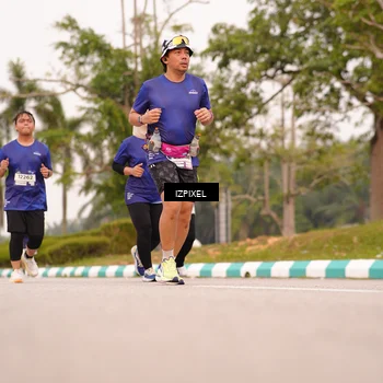 Runner Photo 7542402