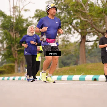 Runner Photo 7542404