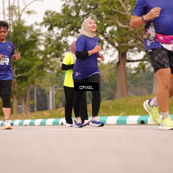 Runner Photo 7542411