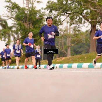 Runner Photo 7542426